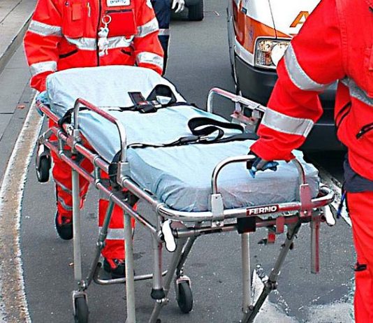 equipaggi di due ambulanze