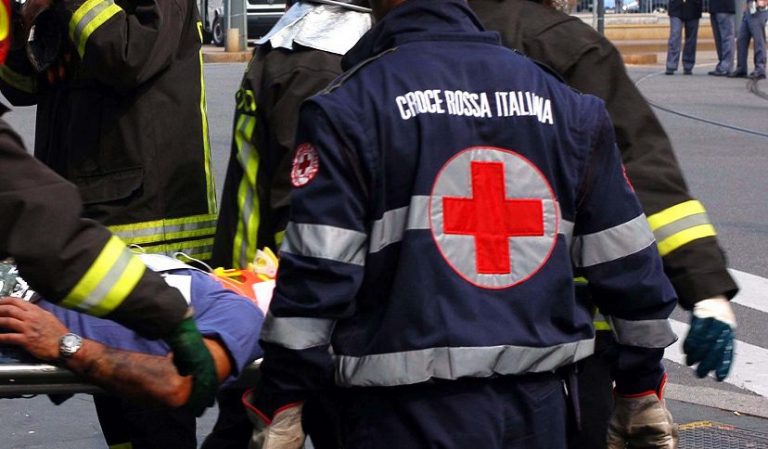 attacchi a operatori sanitari