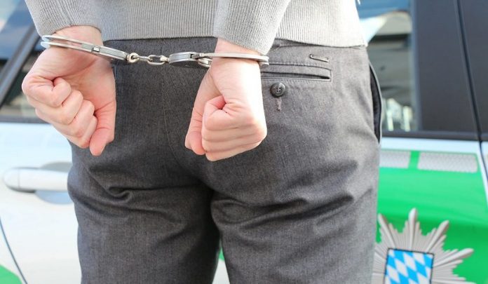 arresti domiciliari