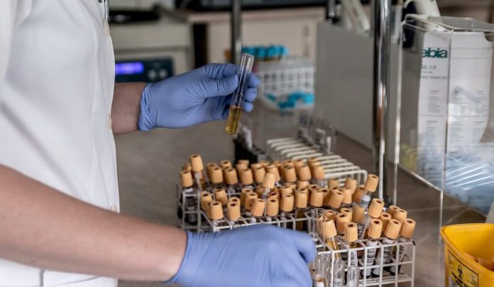 esami di laboratorio