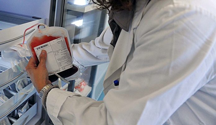 epatite c causata da trasfusione di sangue infetto