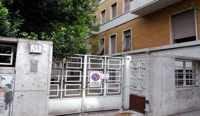 è vietata