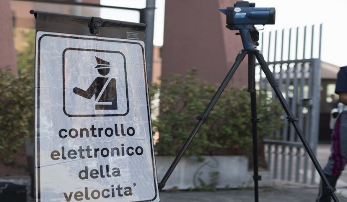 tutor controllo elettronico della velocità