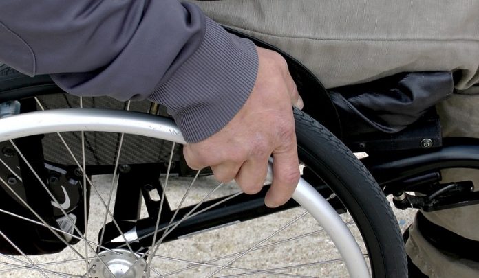 paralizzato-responsabile-civile paralizzato dal bacino in giù