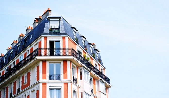 crollo del muro condominiale