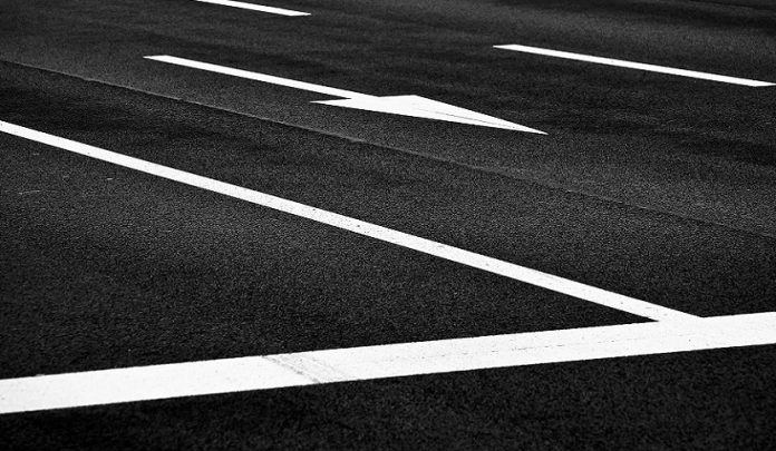 invasione-senso-marcia-responsabile-civile invasione della corsia di marcia
