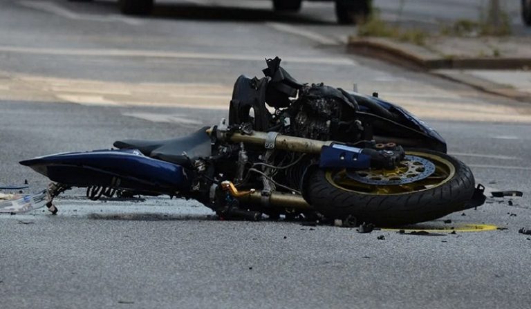 irregolarità sull'asfalto