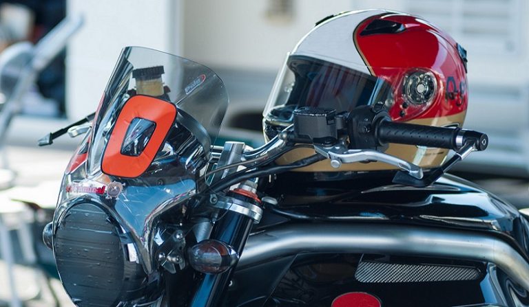 scontro con un'autocisterna