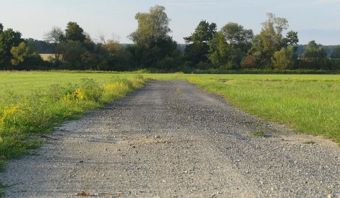 strada-sterrata-responsabile-civile strada non pubblica