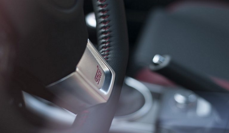 auto senza freno a mano