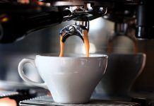 Infortunio al rientro della pausa caffè: negato l'indennizzo Inail