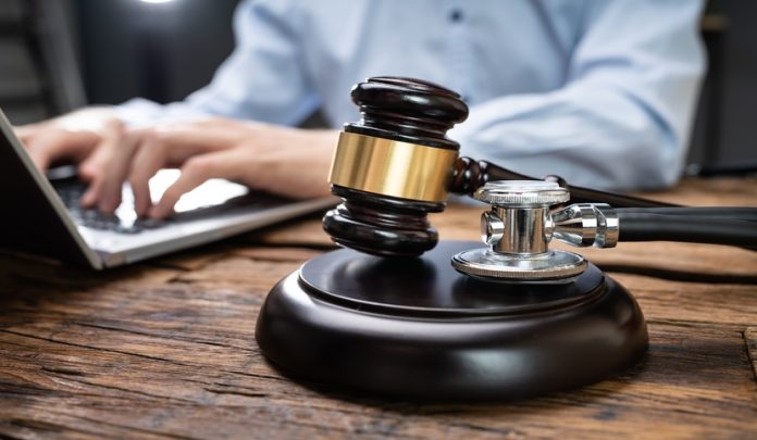 Revisione invalidità civile totale che passa dal 100% al 74%