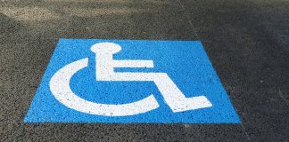 Contrassegno invalidi e circolazione stradale senza limitazioni