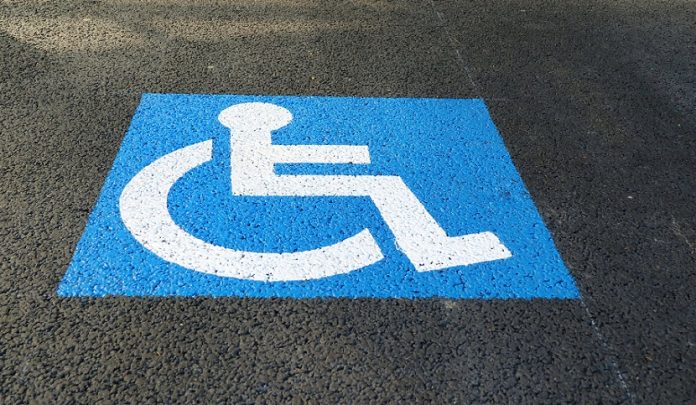 Contrassegno invalidi e circolazione stradale senza limitazioni