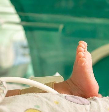 Morte della neonata per asfissia per colpa del ginecologo