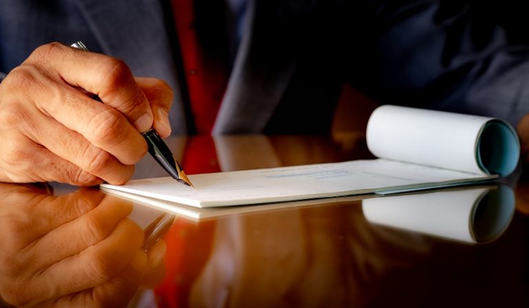 Modifica assegno divorzile e applicazione del diritto vivente
