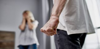 Violenza domestica e allontanamento dalla casa familiare