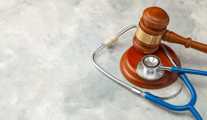 Errori medici e complicanze: oneri probatori, nessi, preesistenze e chance
