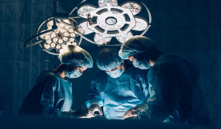 Emicolectomia destra con anastomosi non corretta