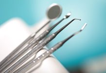 Parodontosi e inadeguata fornitura di protesi dentarie