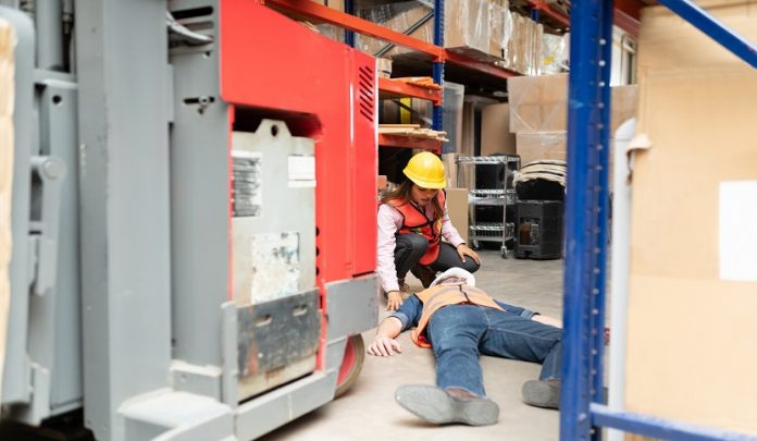 Policontusioni e distorsione cervicale per infortunio sul lavoro