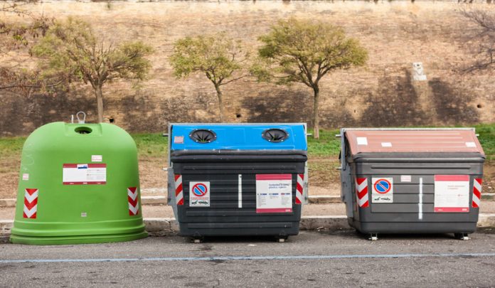 Perfetta visibilità dell'ostacolo sul marciapiede esclude la responsabilità