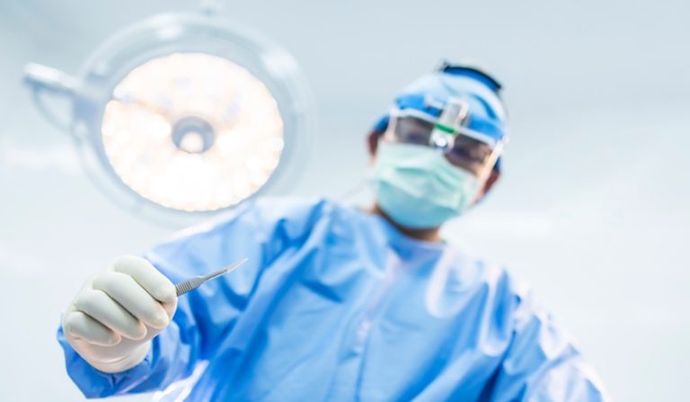 Grave infezione alla protesi del ginocchio sinistro