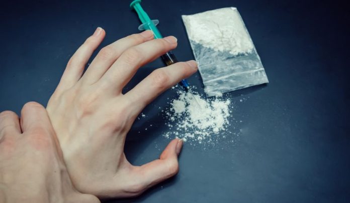 tossicodipendeza-uso-abituale-droghe-cassazione tossicodipendeza-uso-abituale-droghe-cassazione
